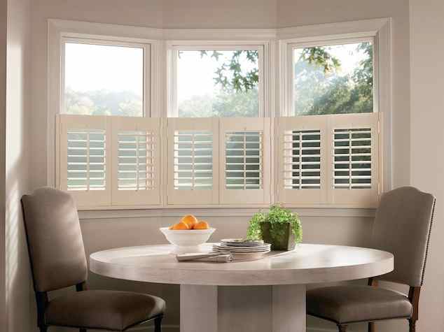 Custom-made NewStyle® hybrid shutters by Hunter Douglas